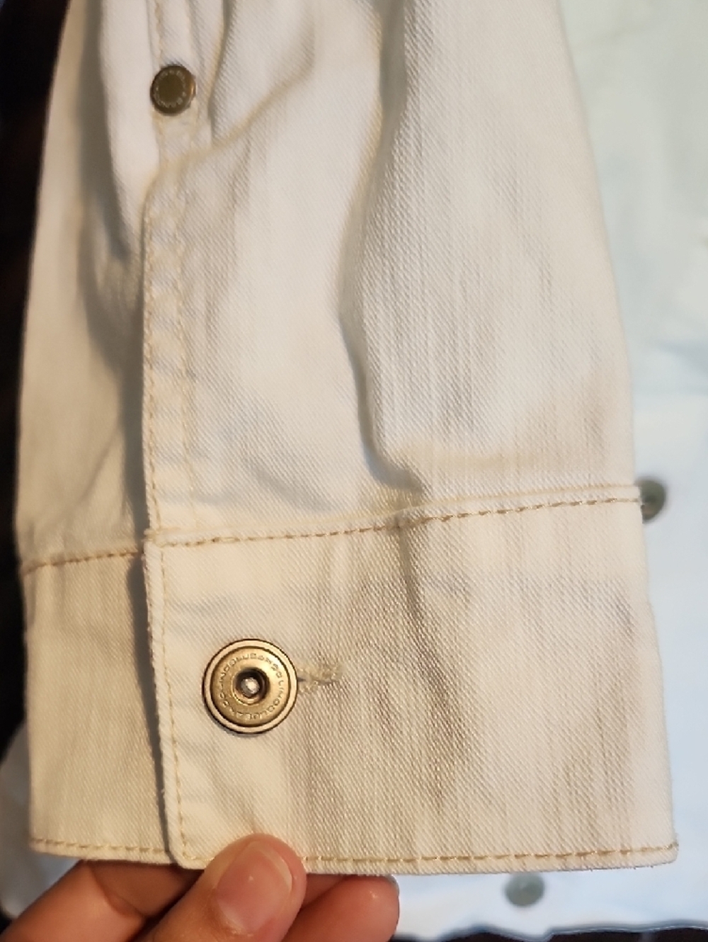 BandolinoBlu White Denim Jacket with Beige Floral Appliqué - Picture 5 of 9